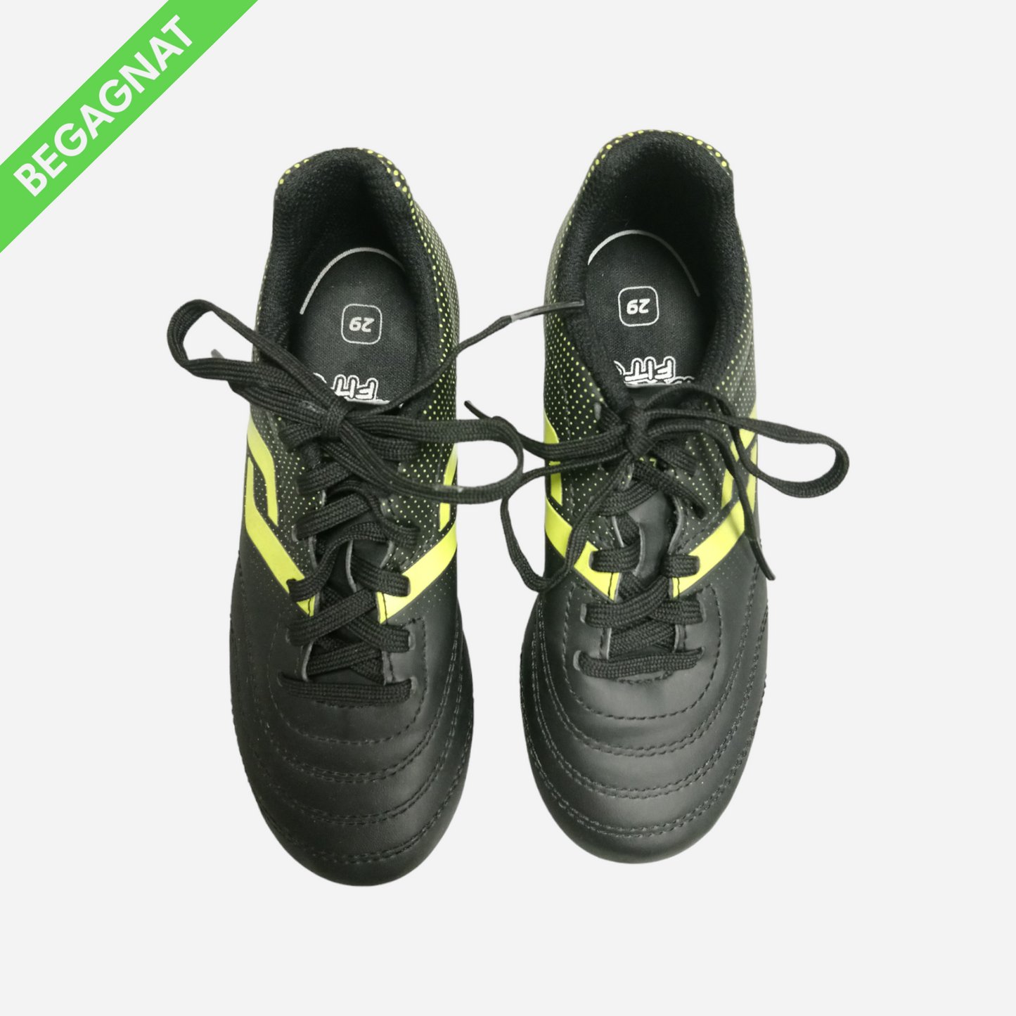Fotbollsskor 29