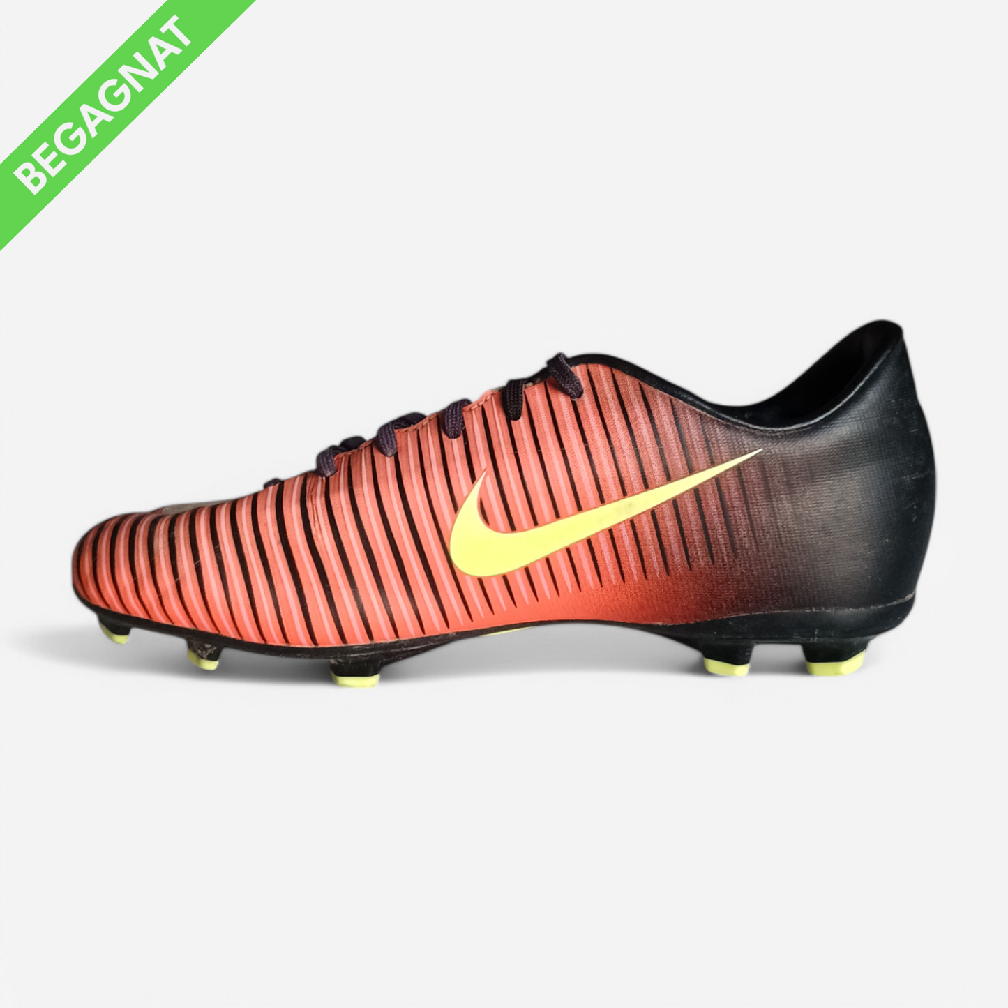 Fotbollsskor 38,5