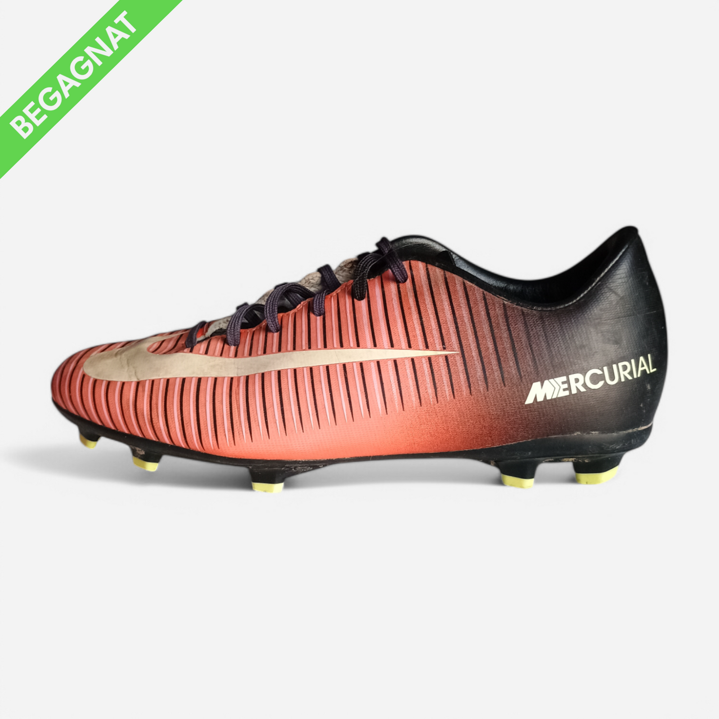 Fotbollsskor 38,5
