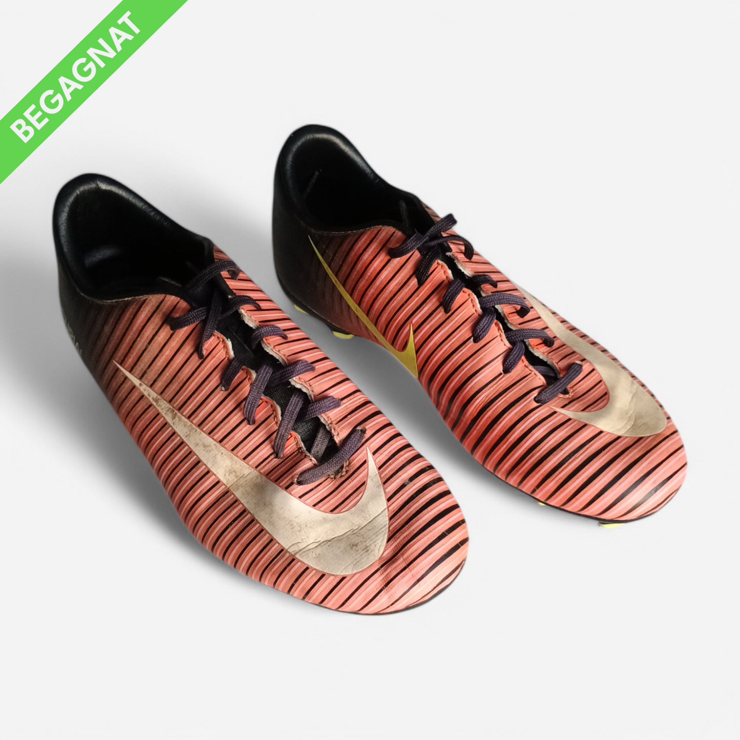 Fotbollsskor 38,5