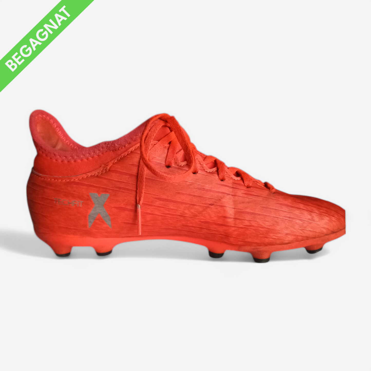 Fotbollsskor 34