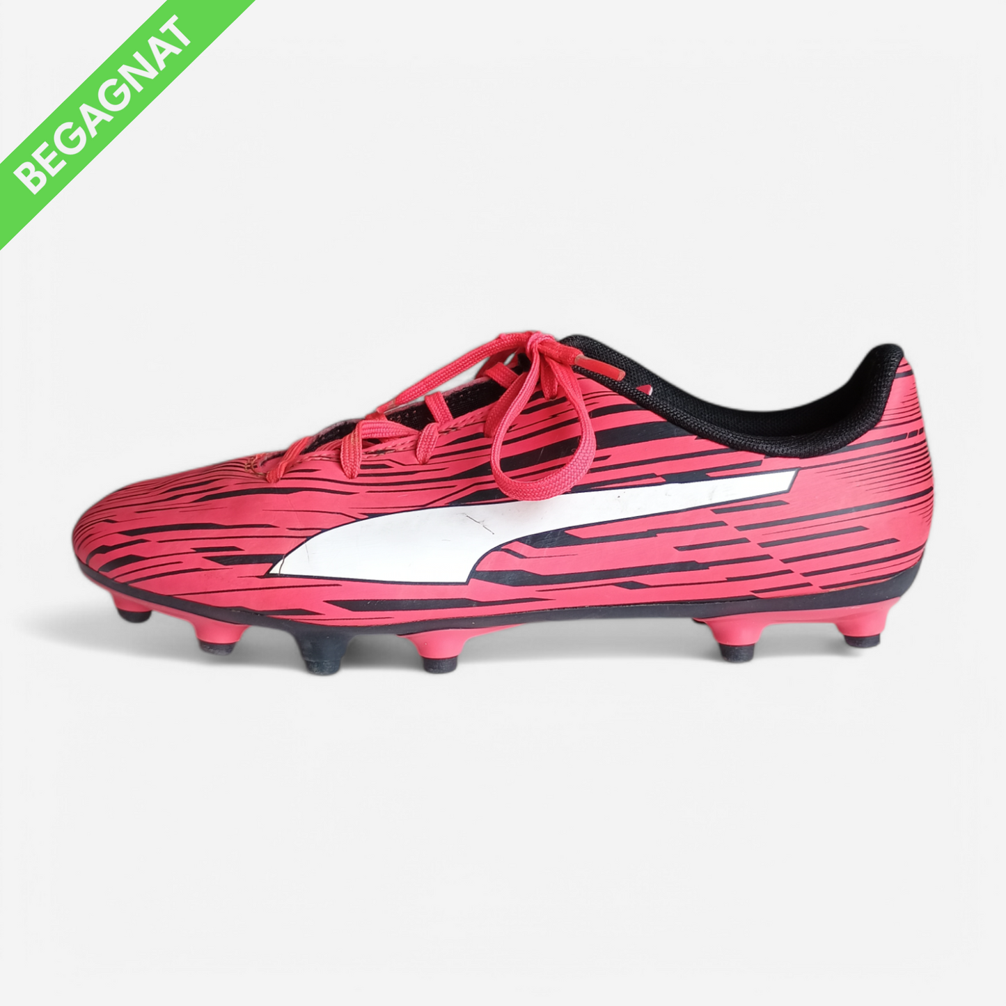 Fotbollsskor 38