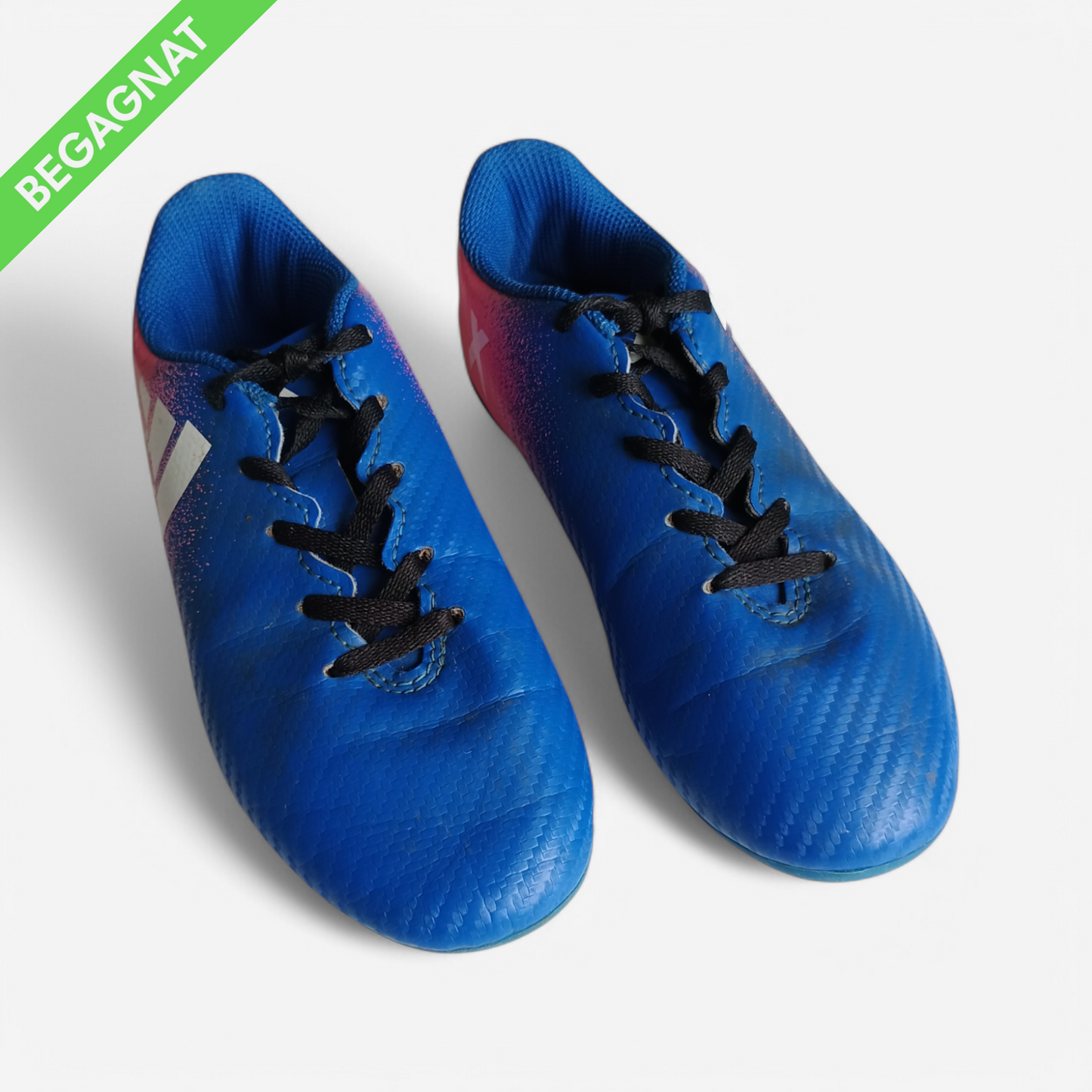 Fotbollsskor 31