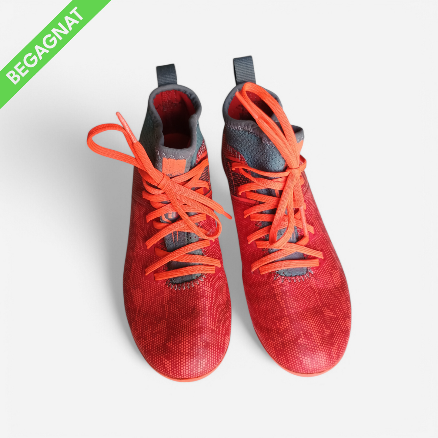 Fotbollsskor 32
