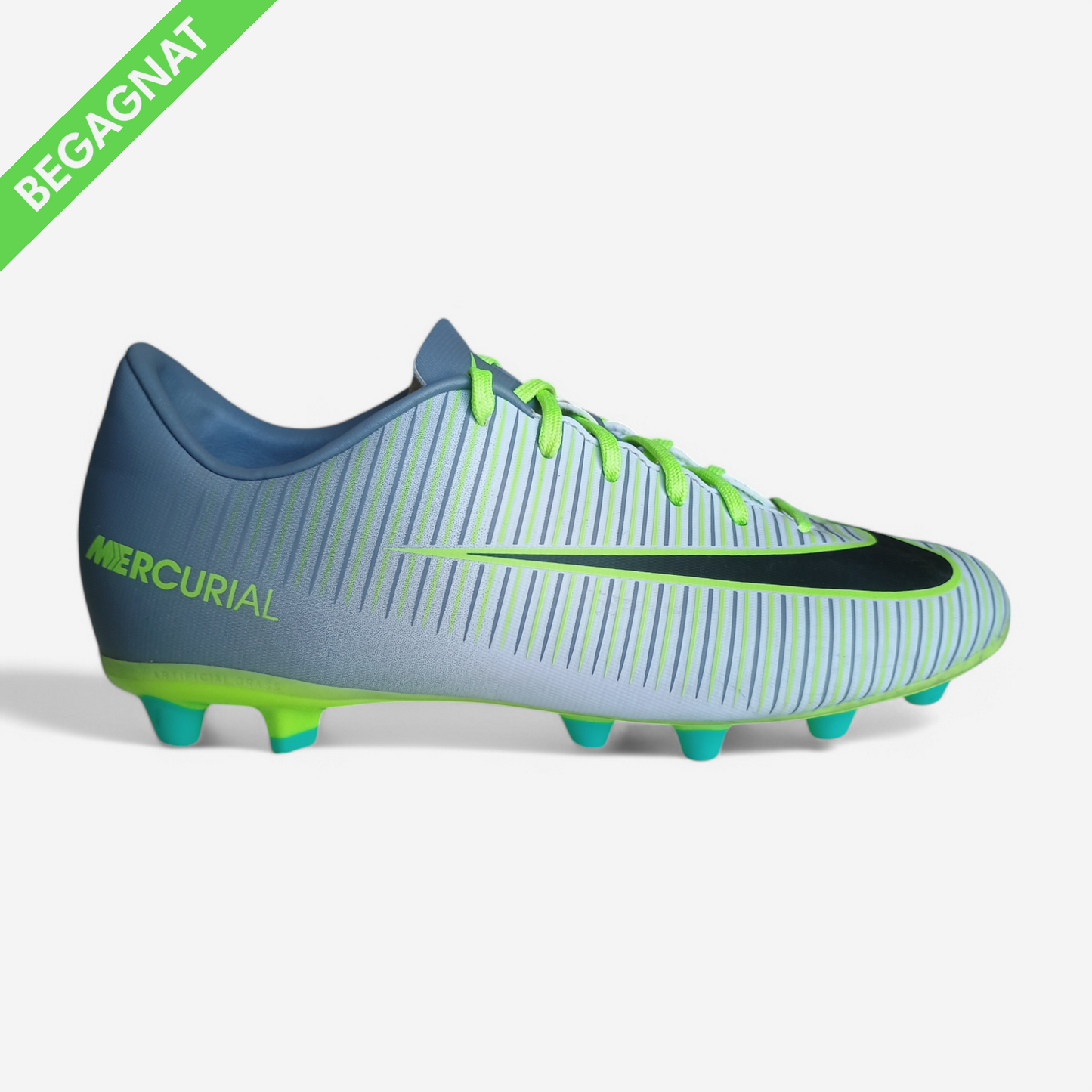 Fotbollsskor 38
