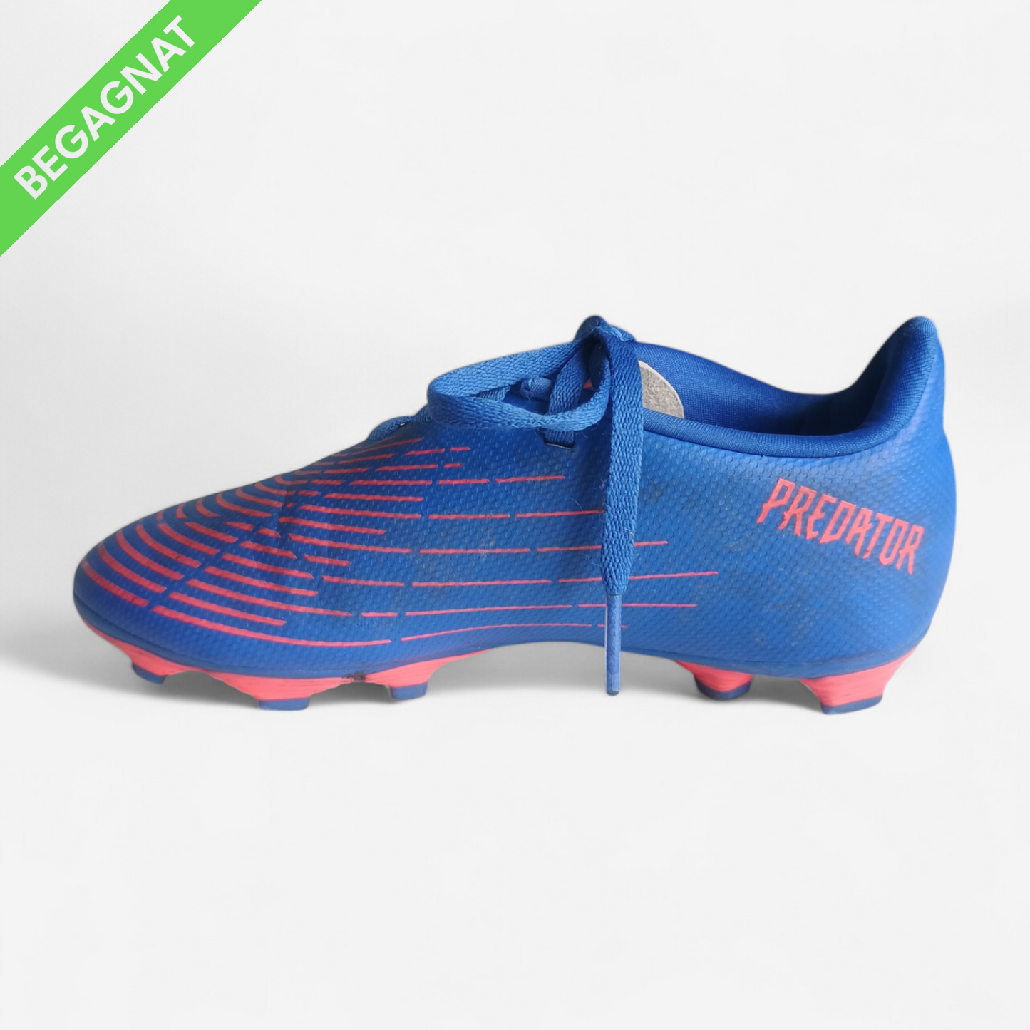 Fotbollsskor 30