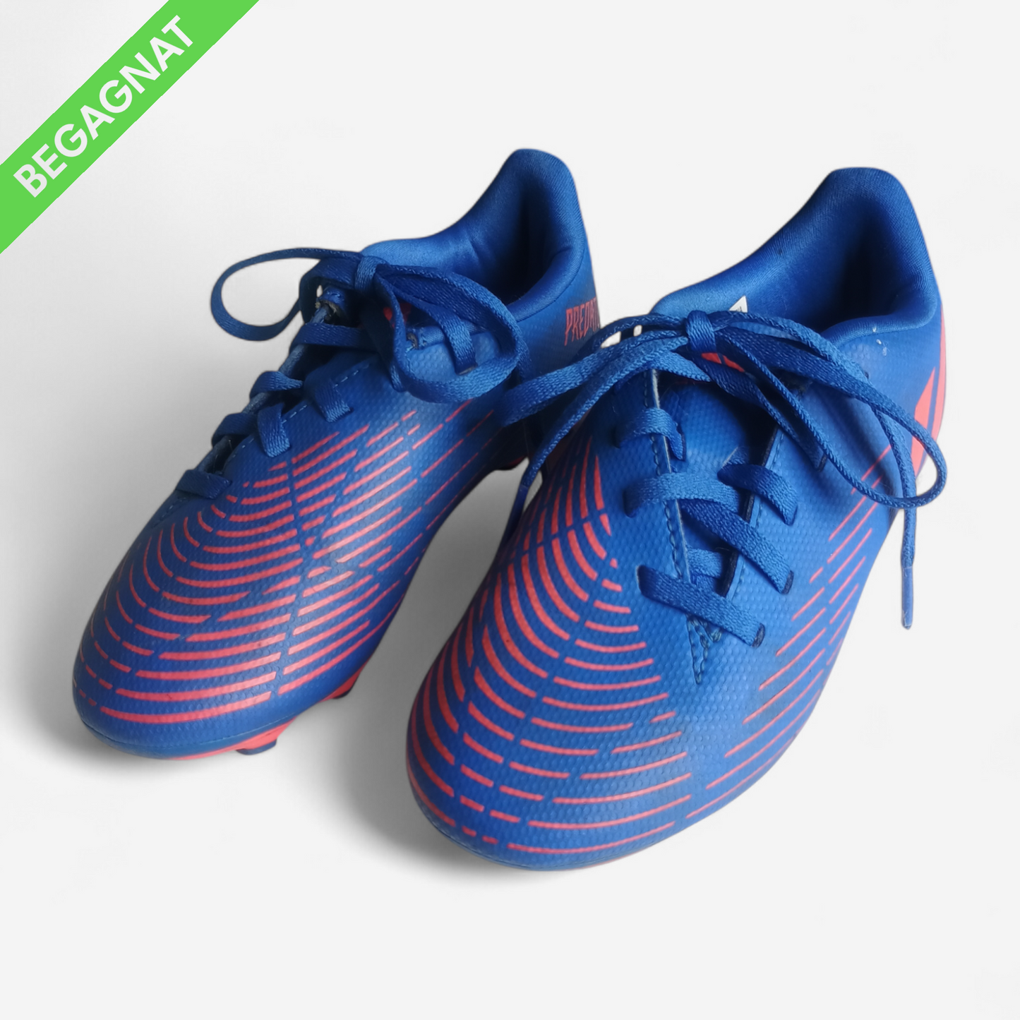 Fotbollsskor 30