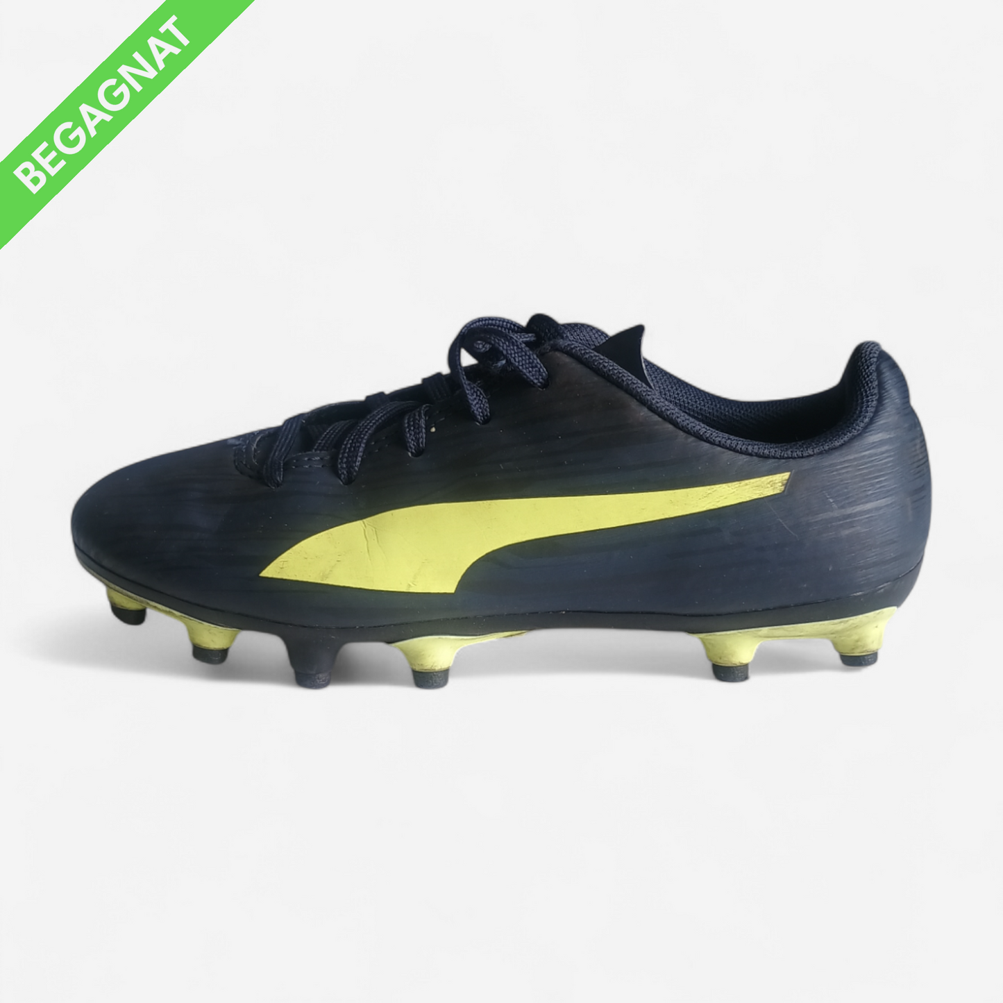 Fotbollsskor 31