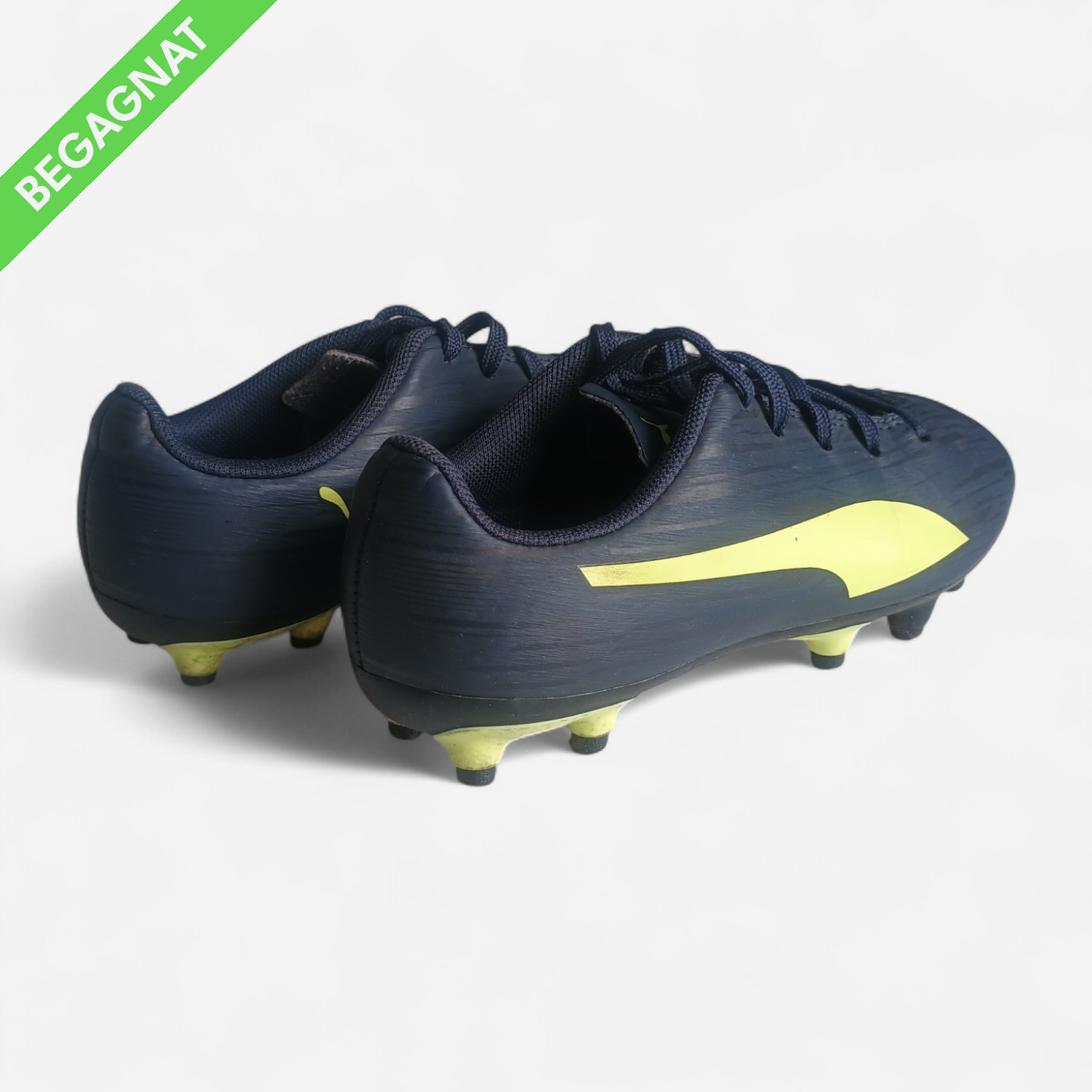 Fotbollsskor 31