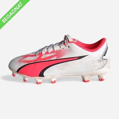 Fotbollsskor 32