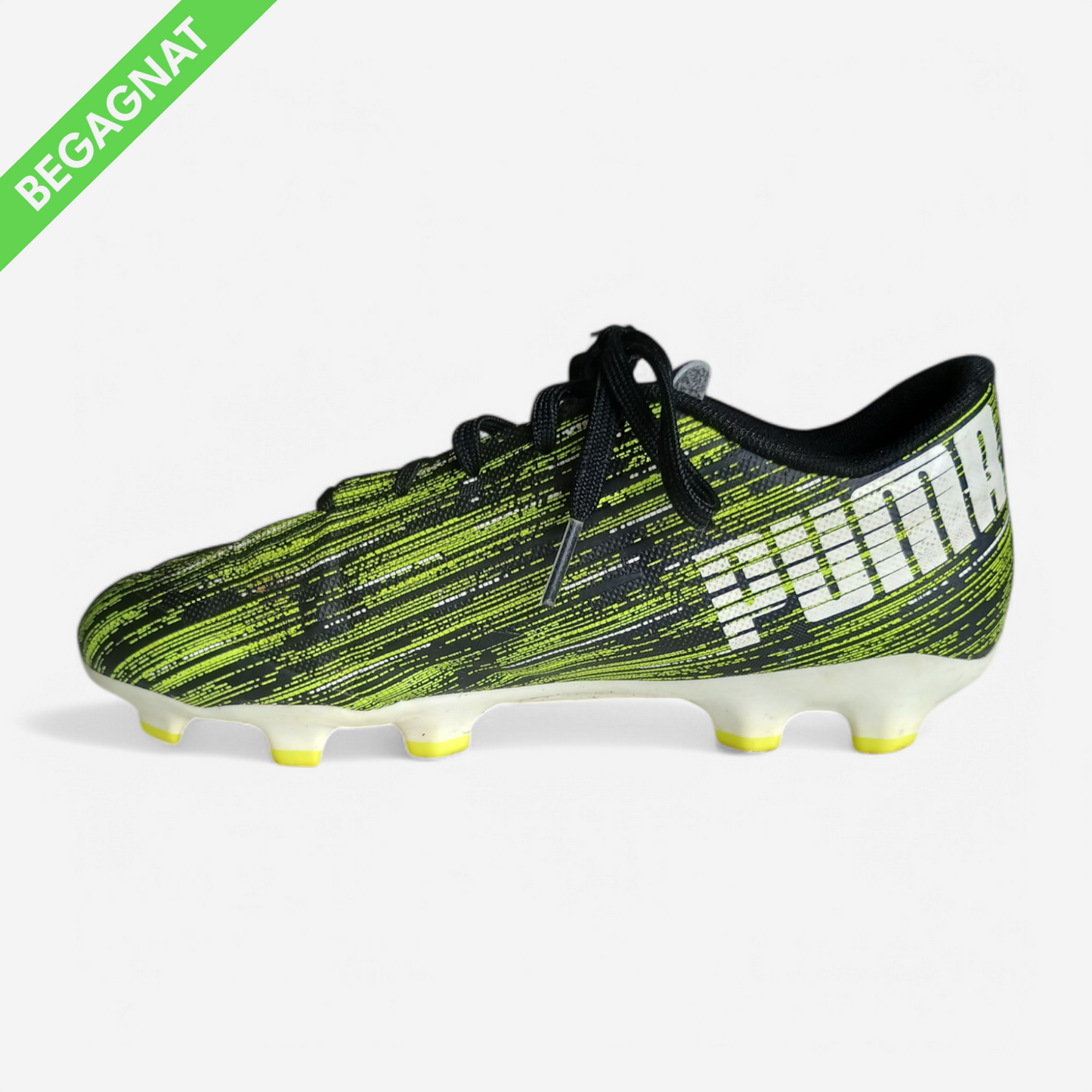 Fotbollsskor 35