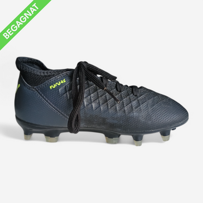 Fotbollsskor 28