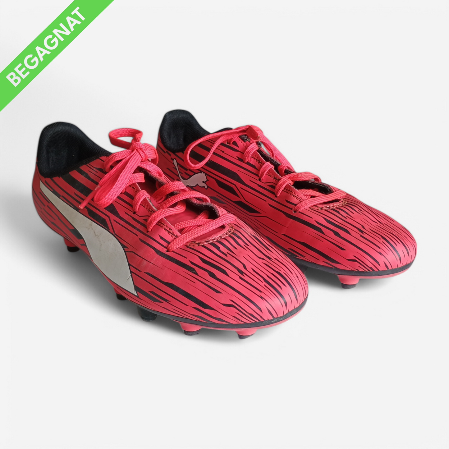 Fotbollsskor 38