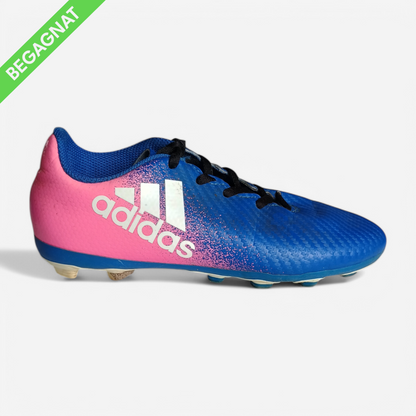 Fotbollsskor 31