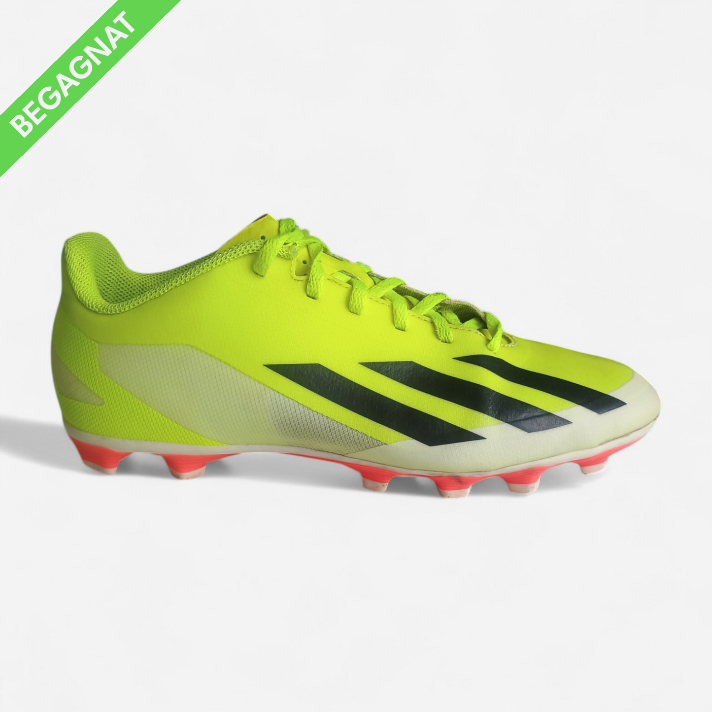 Fotbollsskor 40
