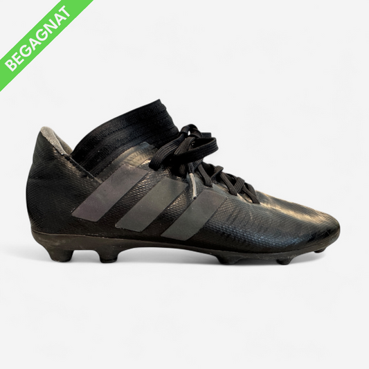 Fotbollsskor 35 1/2